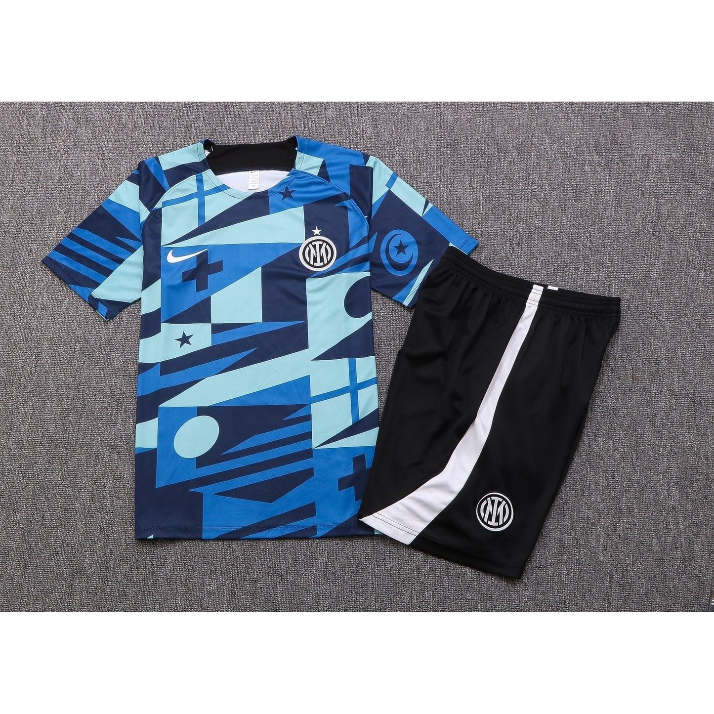 New Inter de MilĂĄn TrackSuit Corto 2Âș