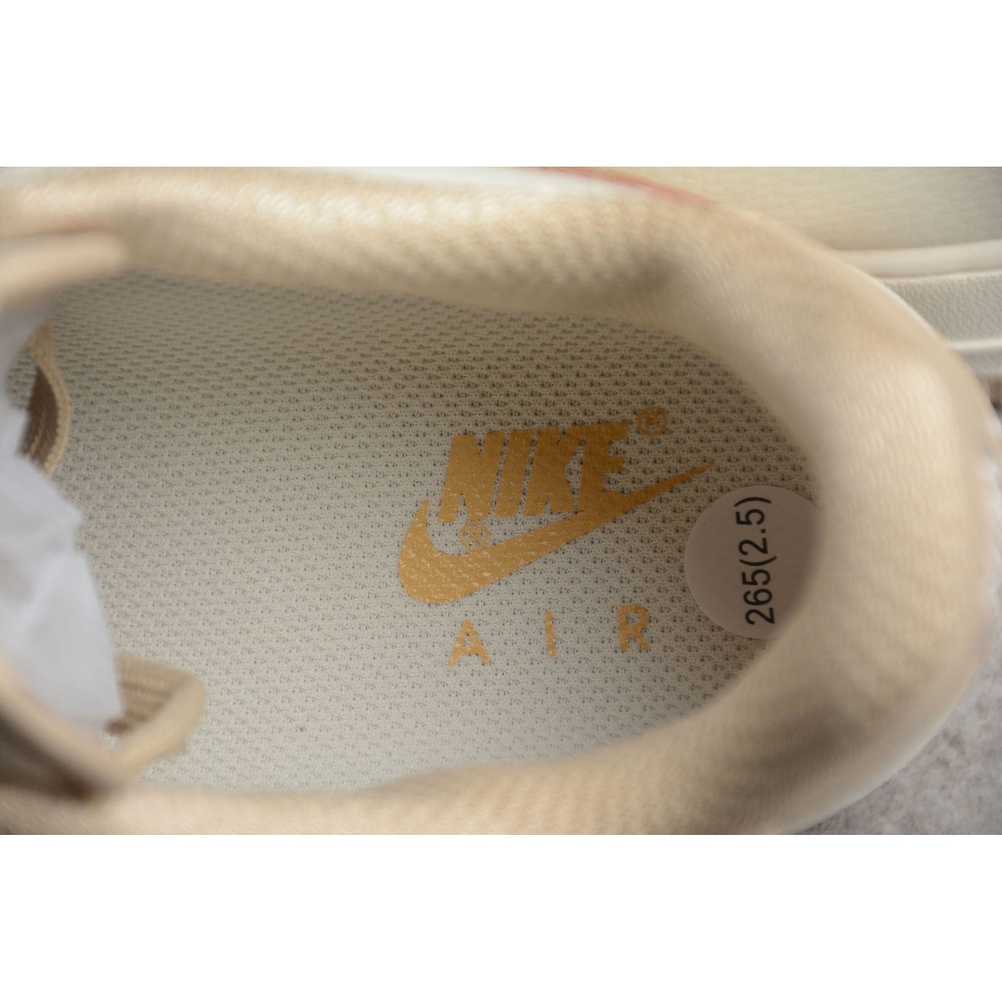 NEW AIR FORCE 1 CREAM
