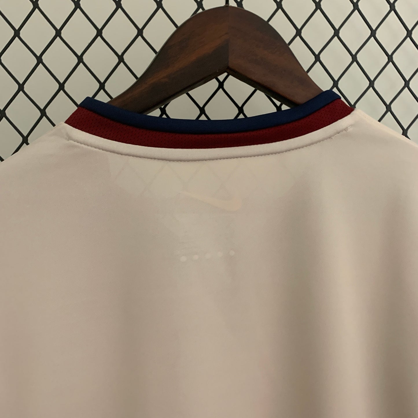 New FC Barcelona Retro Shirt 98/99
