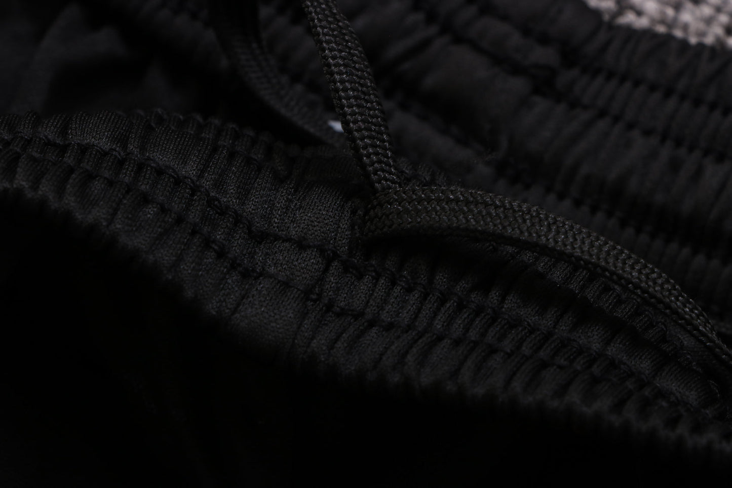 New Real Madrid TrackSuit Corto 3º