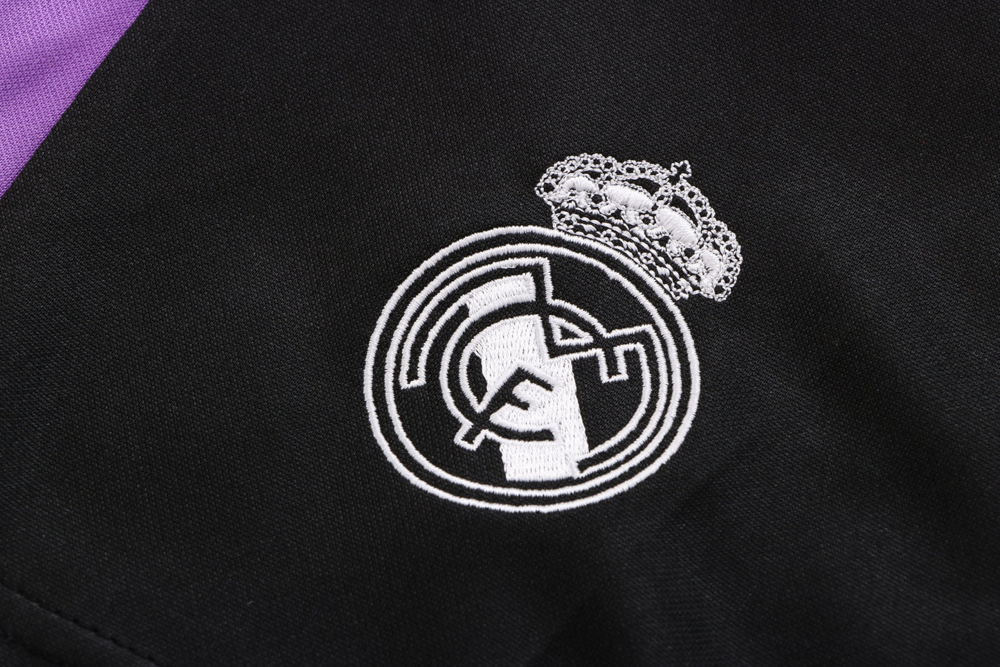 New Real Madrid TrackSuit Corto 3º