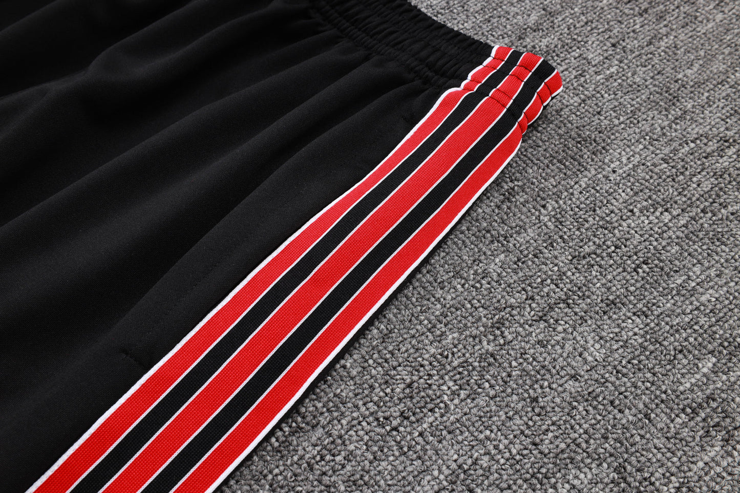New Manchester United TrackSuit Complete 25/26