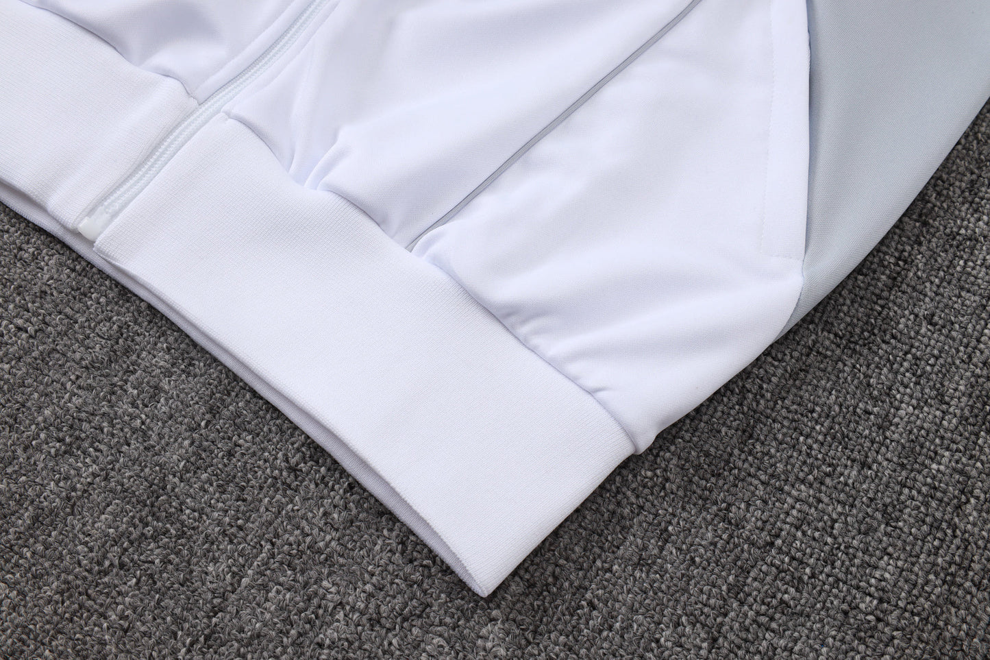 New Real Madrid TrackSuit Complete 1º 25/26