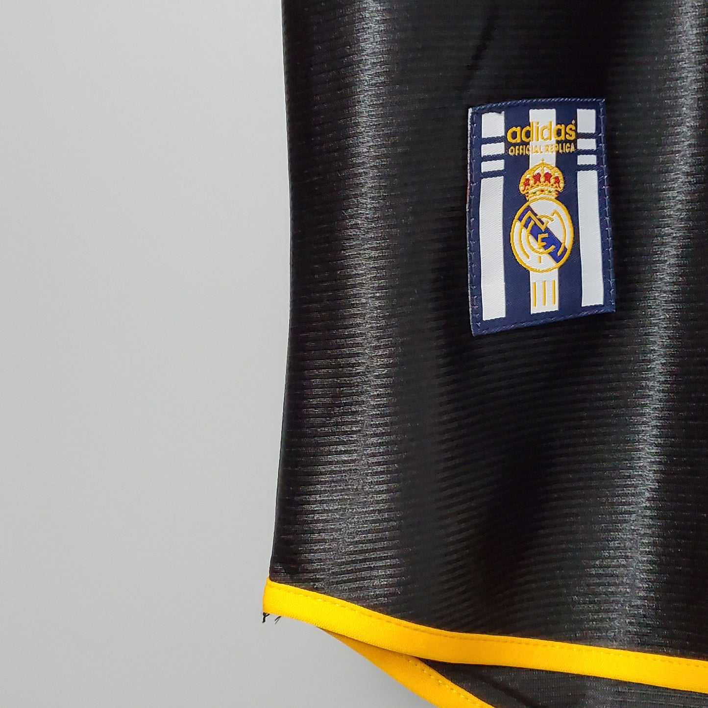 New Retro Real Madrid Shirt 98/00