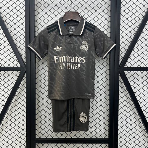 Conjunto Niño Real Madrid 2024/25