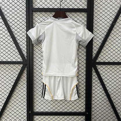 New Conjunto Niño Real Madrid Home 25/26