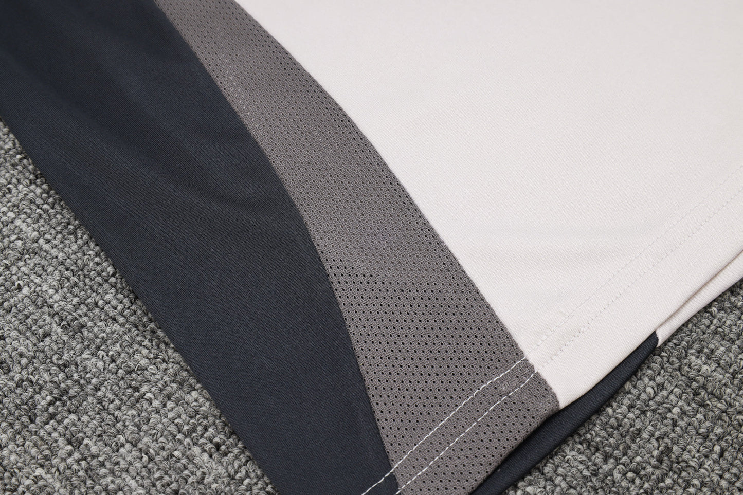 New Real Madrid 7º TrackSuit Corto 24/25