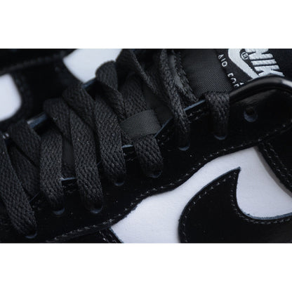 NEW AIR FORCE 1 BLACK AND WHITE