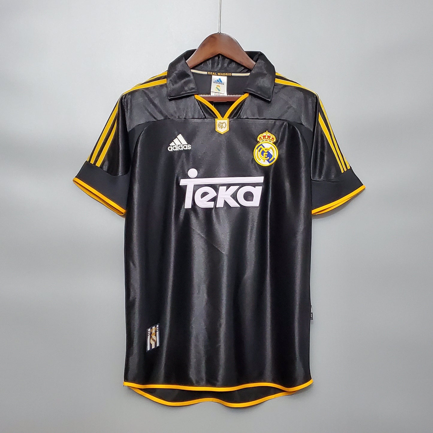 New Retro Real Madrid Shirt 98/00