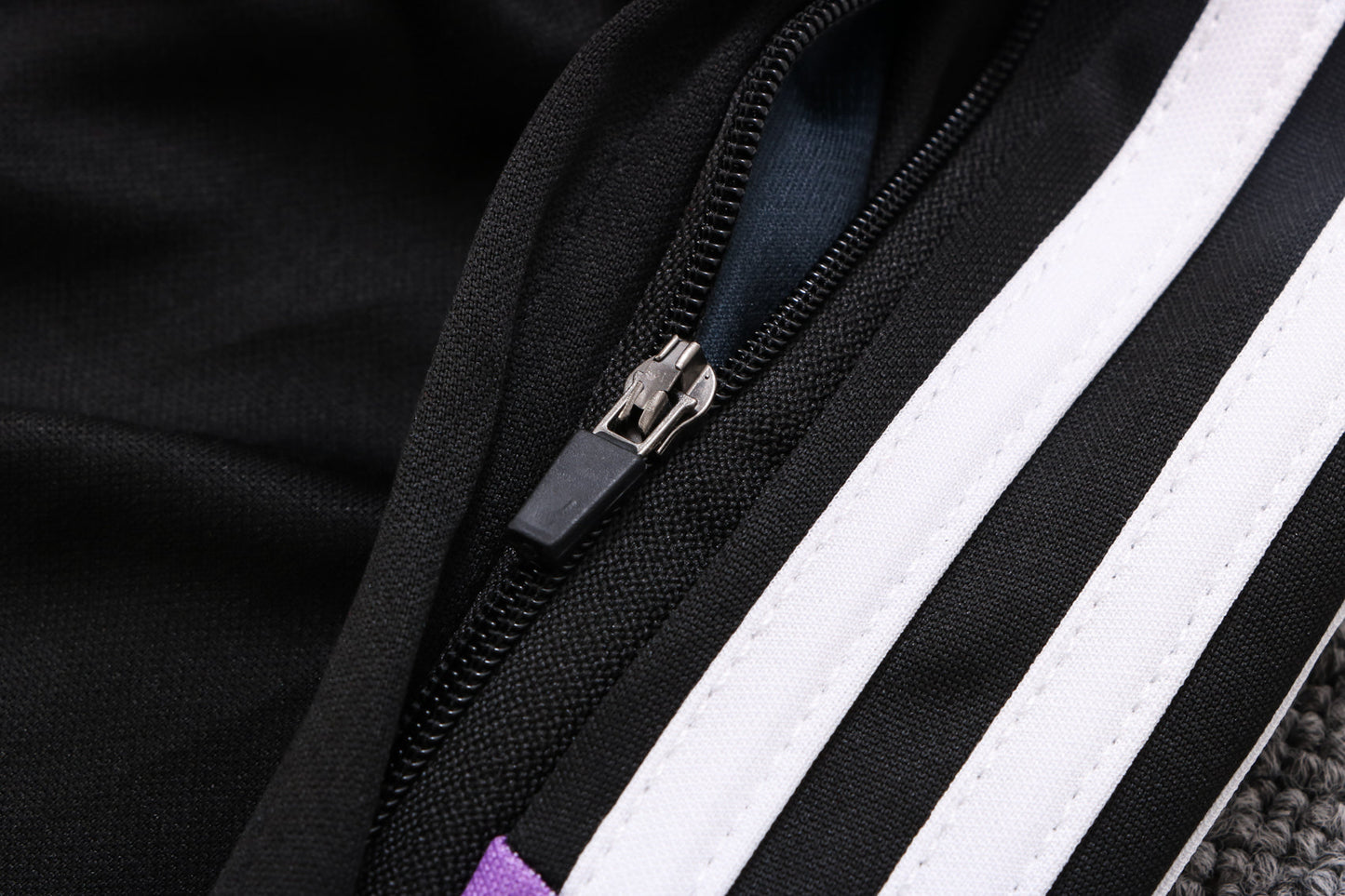 New Real Madrid TrackSuit Corto 3º