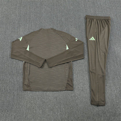New Real Madrid TrackSuit Complete 25/26 3º