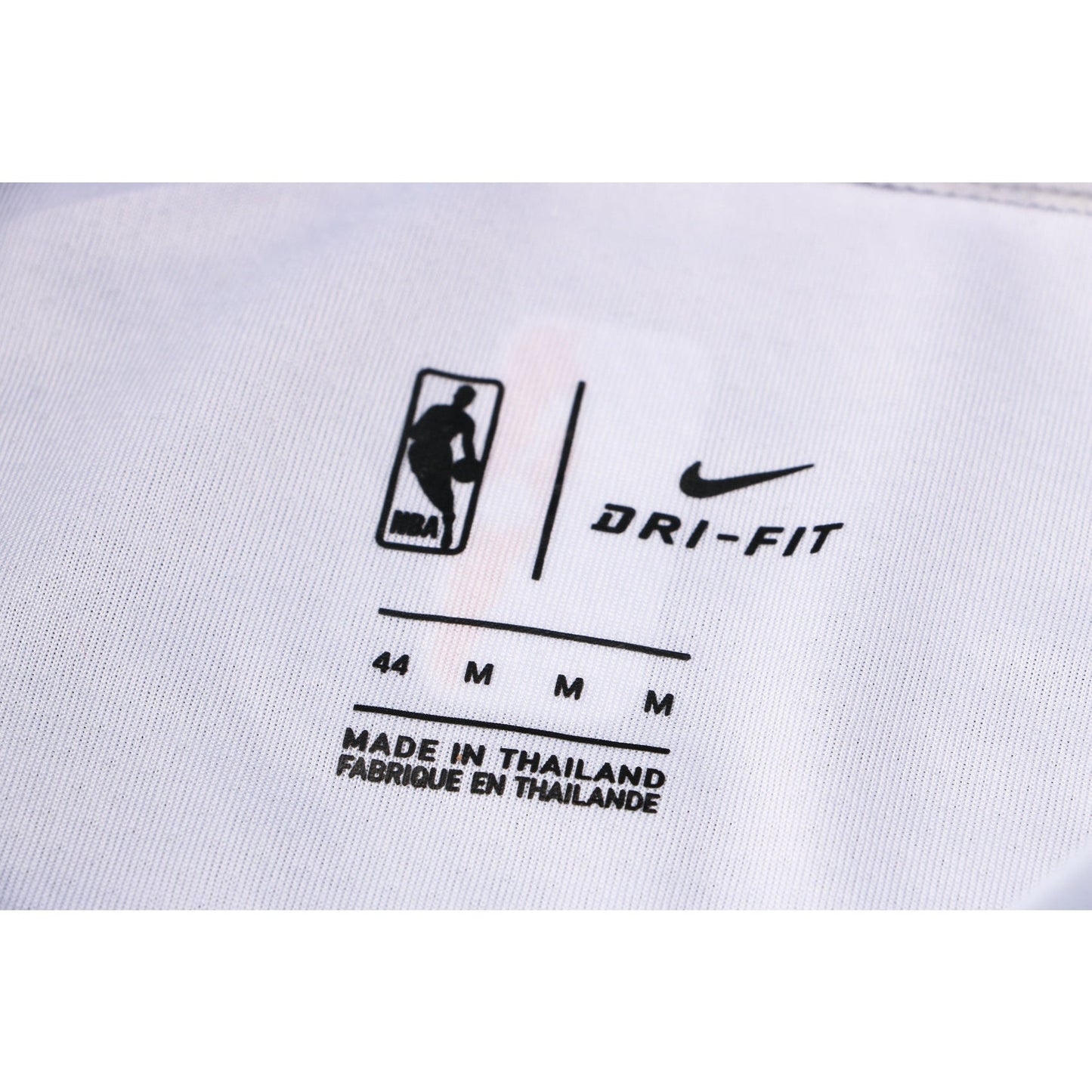 CAMISETA JAMES LAKERS