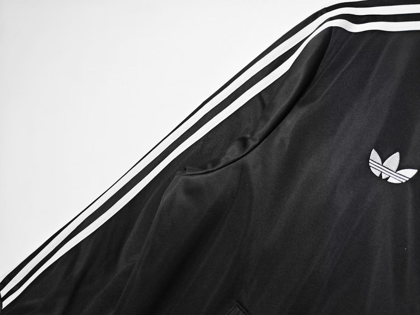 New Oasis Tour Special Edition Black Jacket 25/26