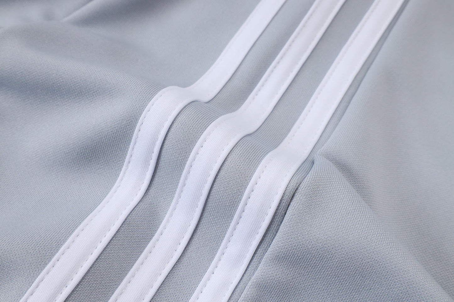 New Real Madrid TrackSuit Complete 1º 25/26